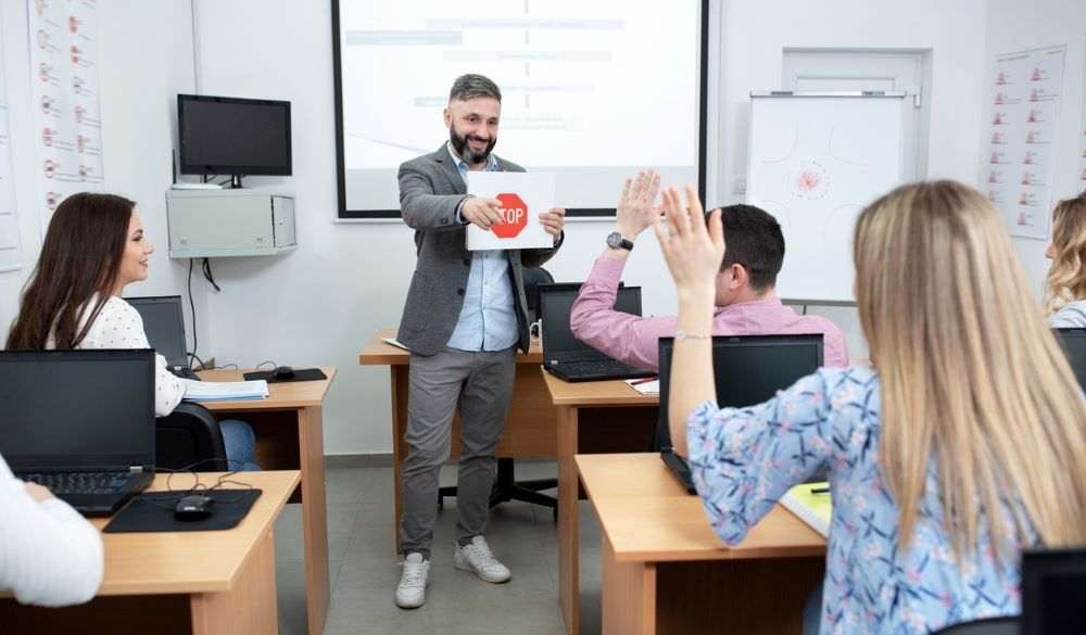 ¿Cómo ser profesor de autoescuela?