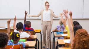 ¿Cuál es el papel de la escuela en la sociedad actual? - Revista FP
