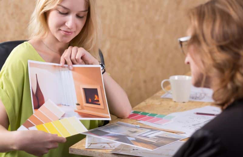 ¿Cuáles son las funciones de un decorador de interiores?