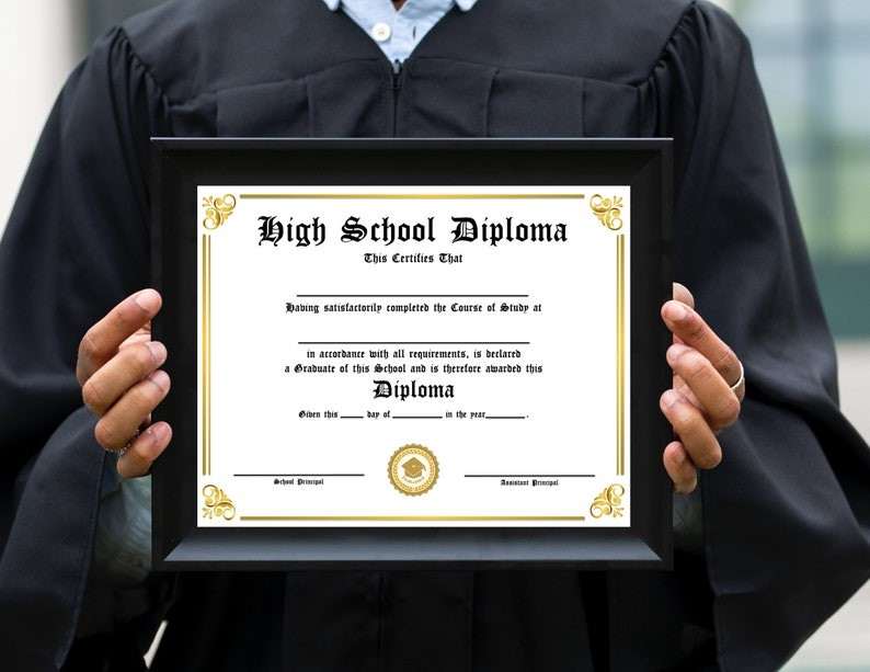 ¿Qué es más importante un certificado o un diploma?