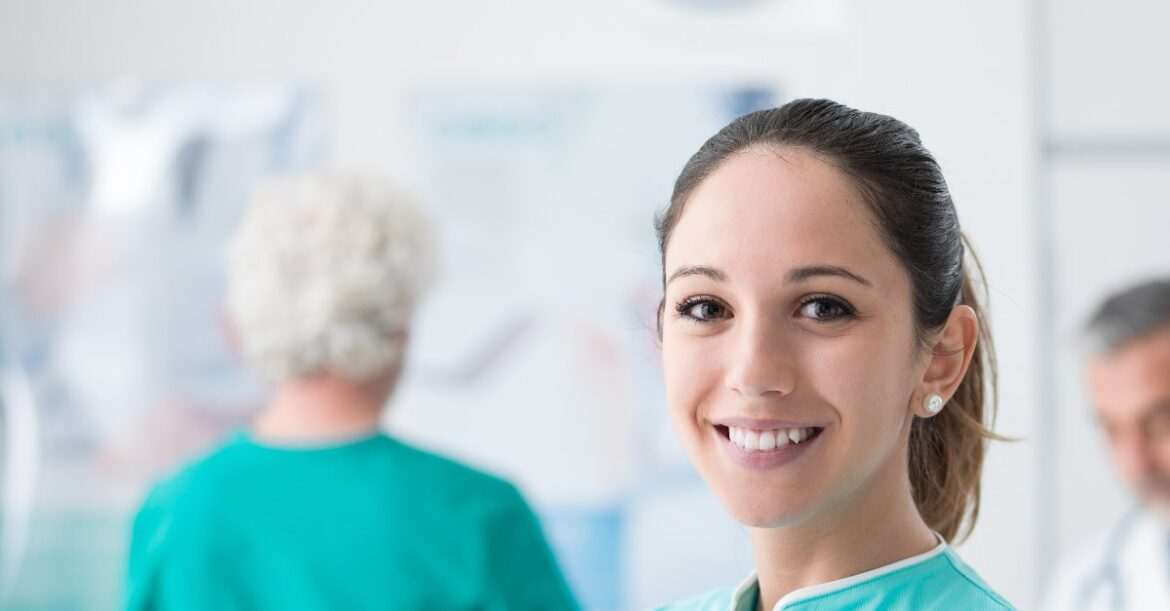 ¿Qué estudiar al terminar el Ciclo de Técnico en Cuidados Auxiliares de Enfermería (TCAE)?