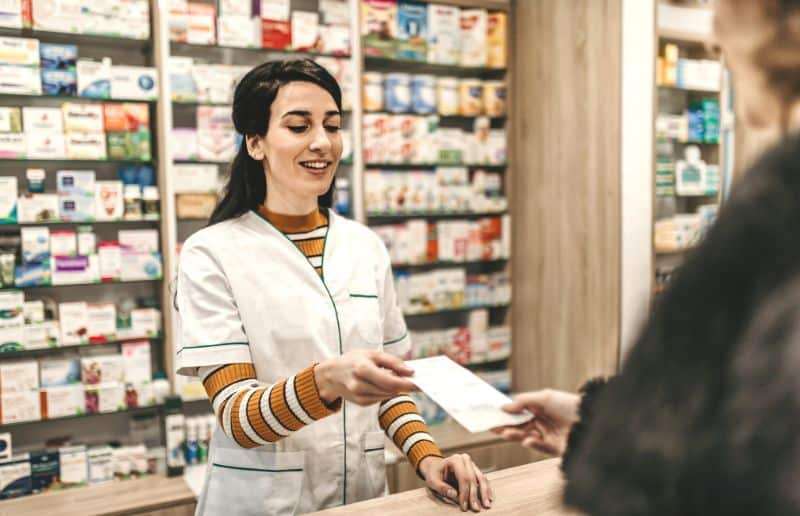 Sueldo de un Técnico en Farmacia y Parafarmacia: ¿cuánto cobra?